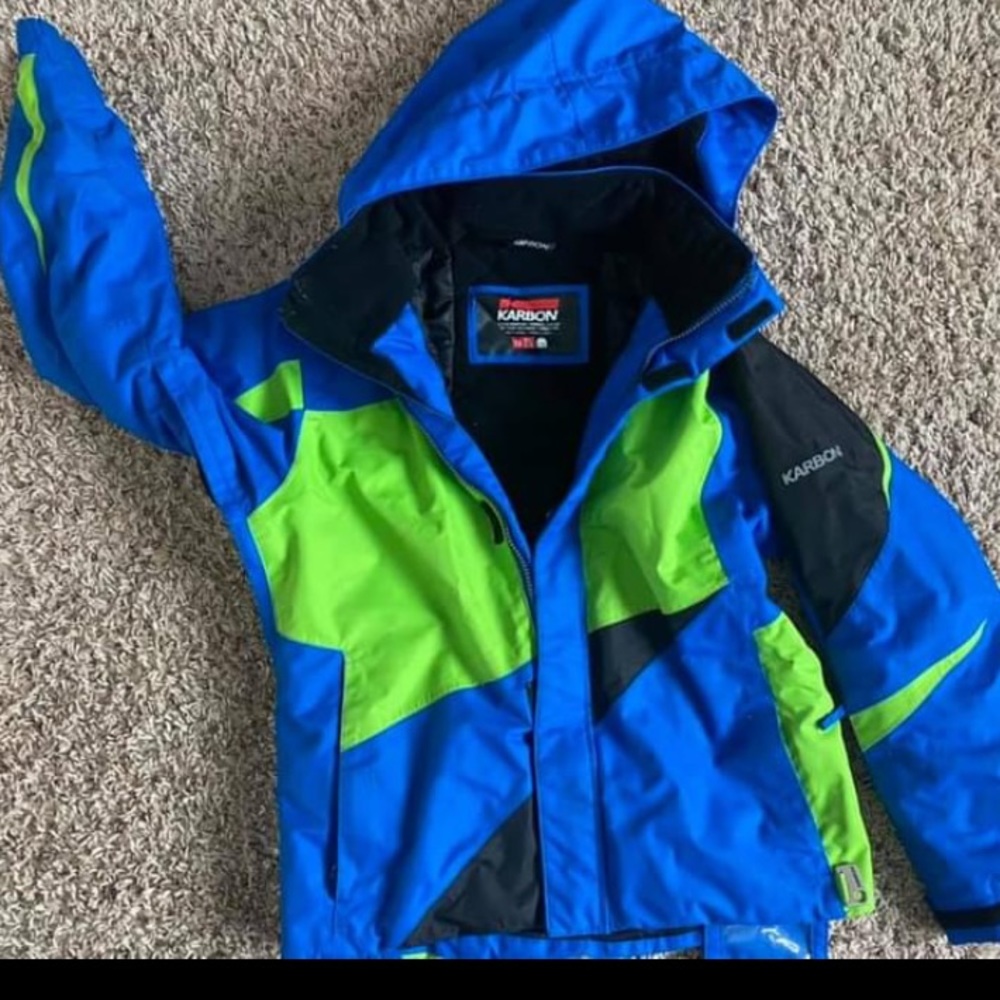Boys size 12 Karbon ski jacket